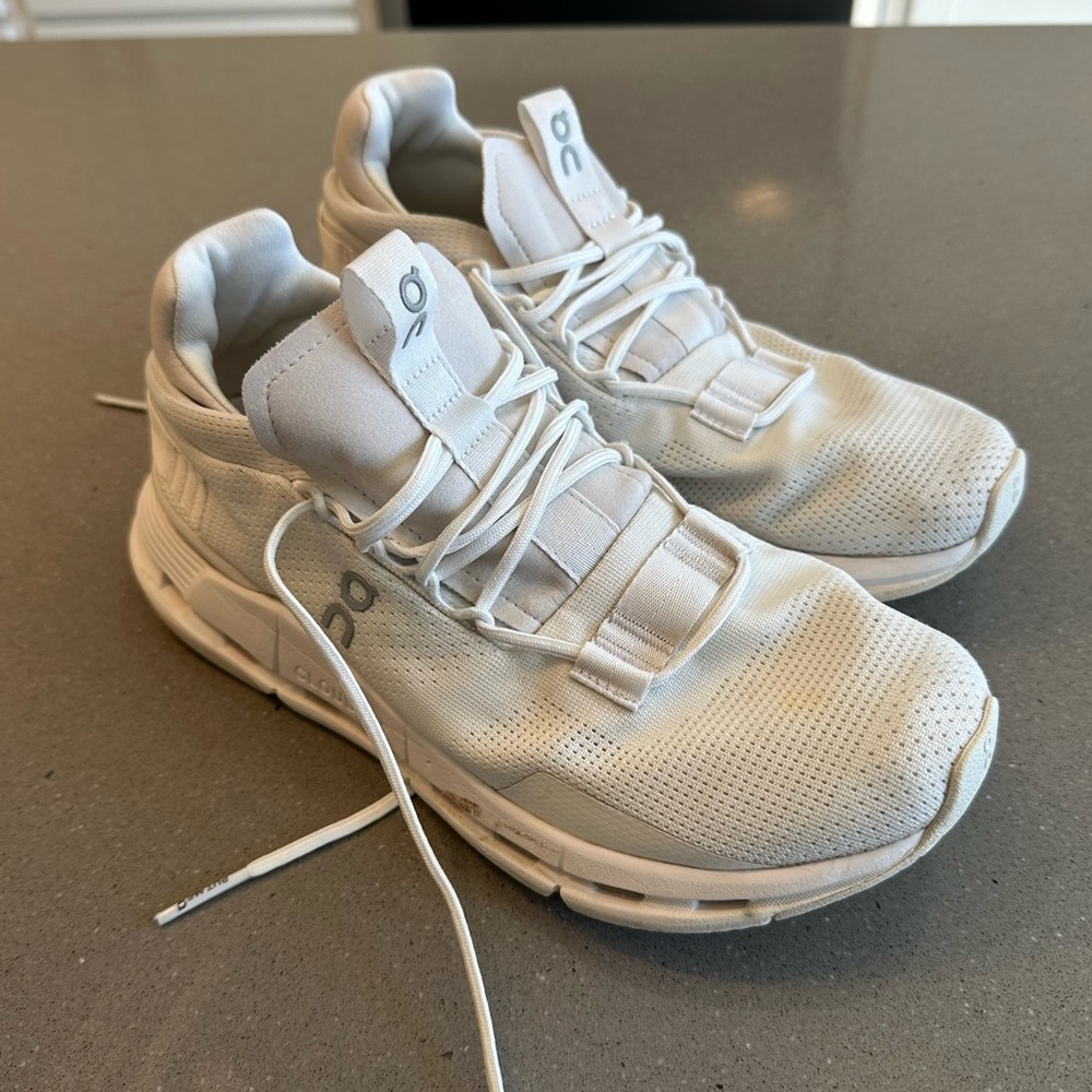 On Cloudnova Sneakers